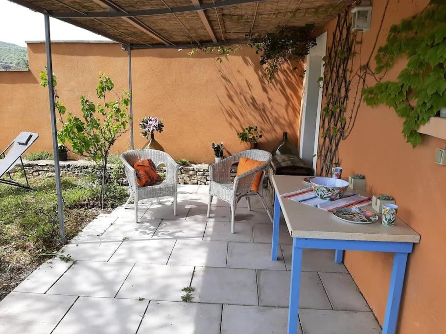 T.Belle Vue Panoramique Au Coeur Du Luberon 40M2 + Pergola . Jardin. P Daire Apt Dış mekan fotoğraf
