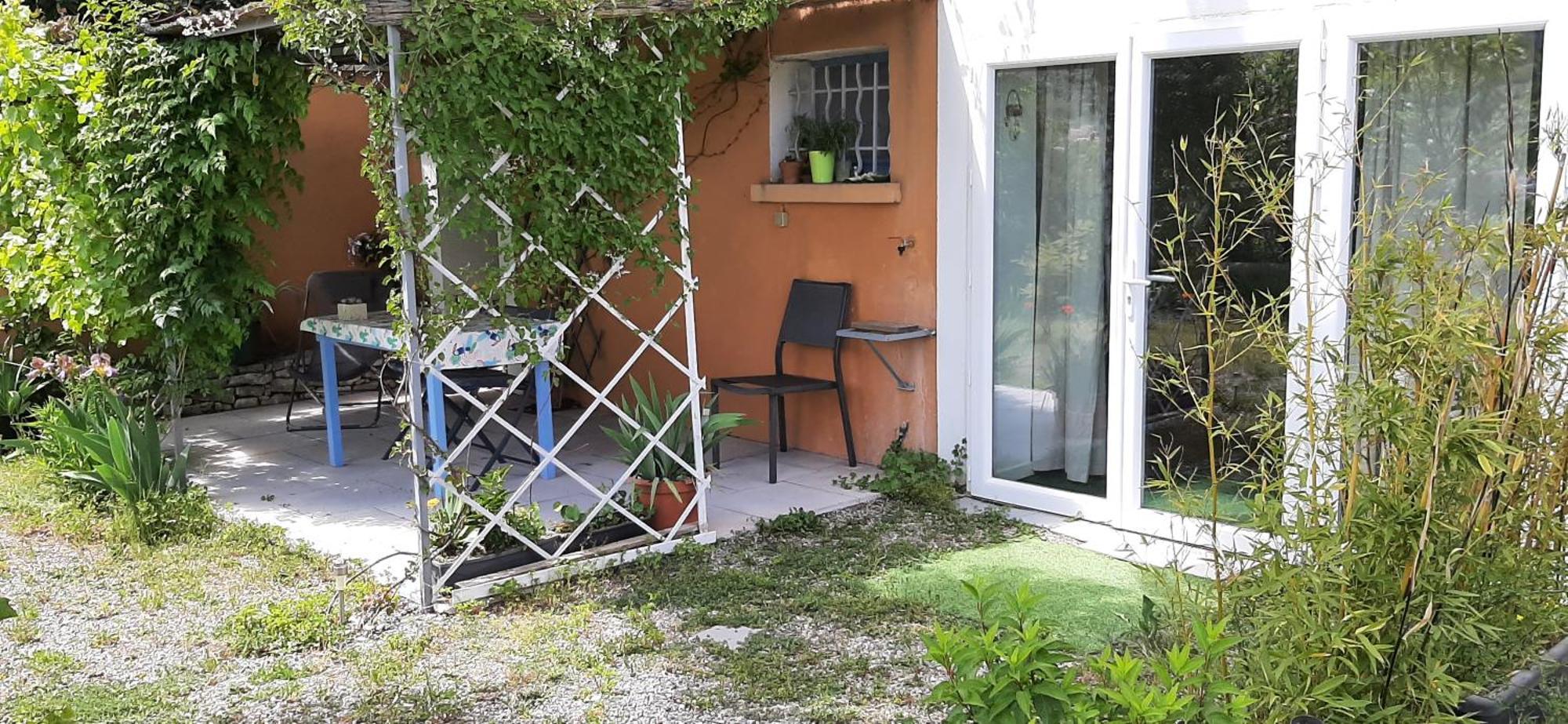 T.Belle Vue Panoramique Au Coeur Du Luberon 40M2 + Pergola . Jardin. P Daire Apt Dış mekan fotoğraf